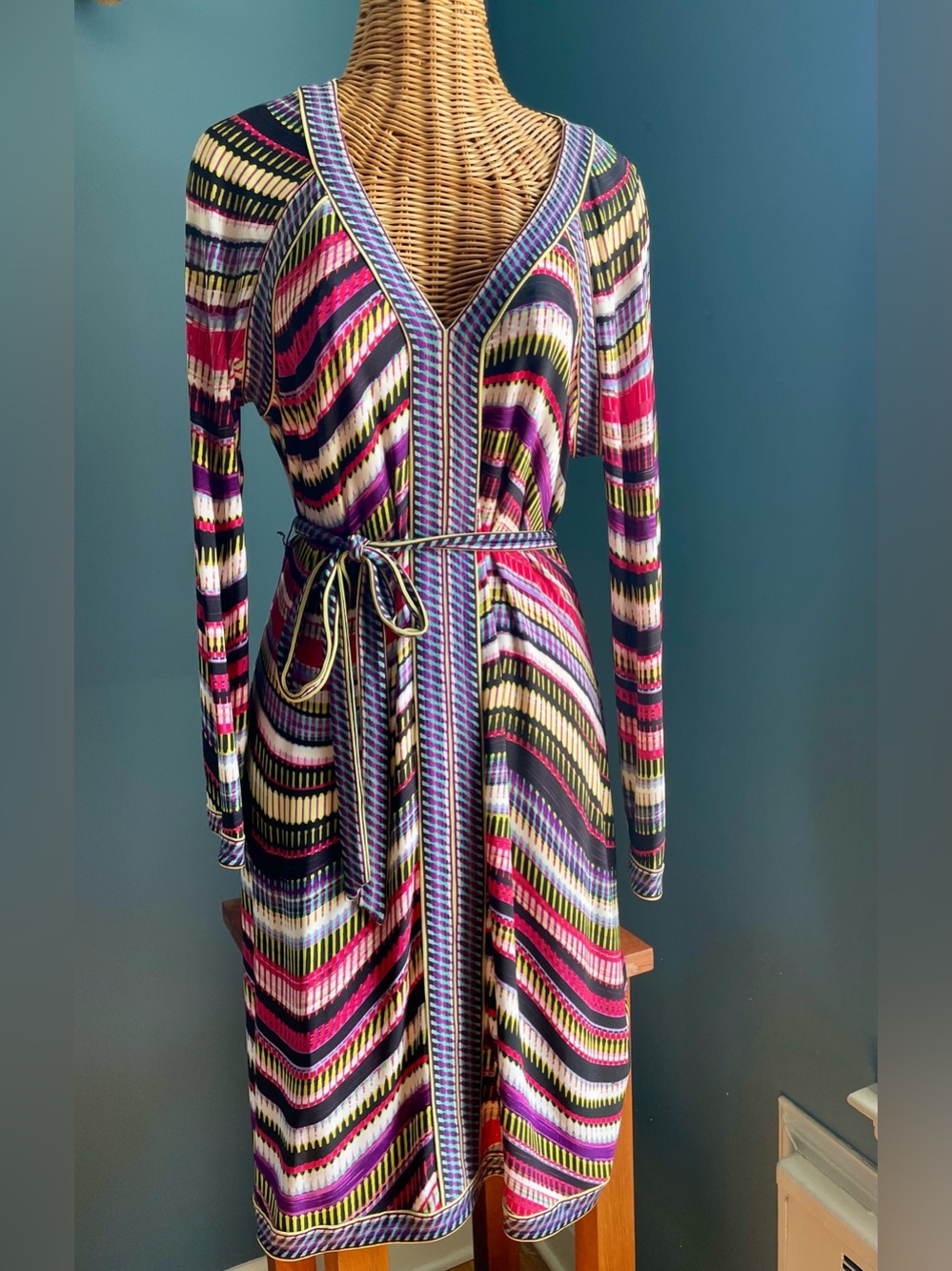 BCBGMaxazria Mayla Abstract Print stretch Jersey Dress MultiColor Size Large
